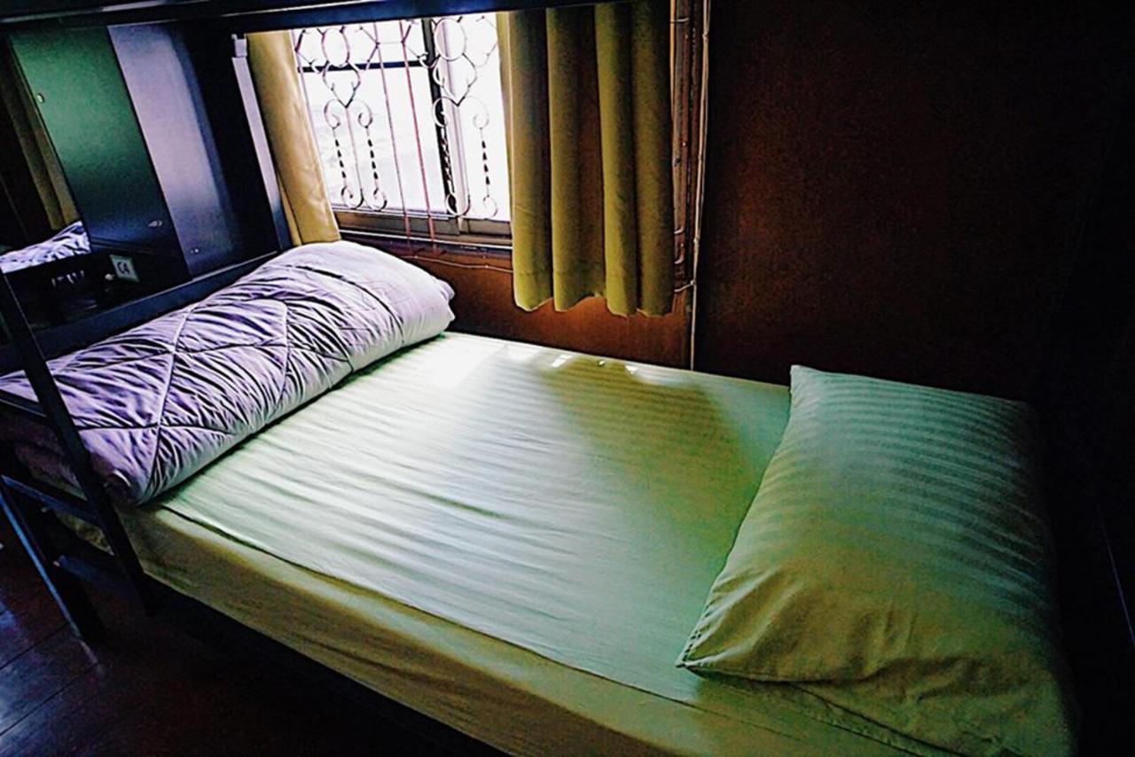Ostello Oh My Bed Chiang Mai Esterno foto