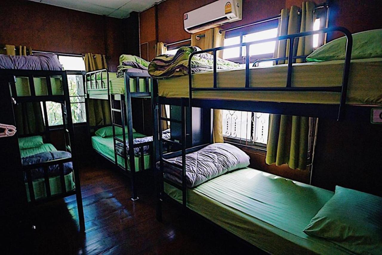 Ostello Oh My Bed Chiang Mai Esterno foto