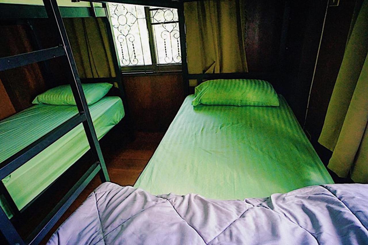 Ostello Oh My Bed Chiang Mai Esterno foto