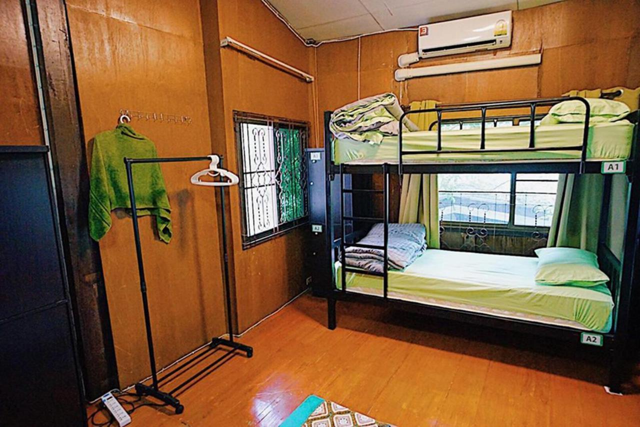 Ostello Oh My Bed Chiang Mai Esterno foto
